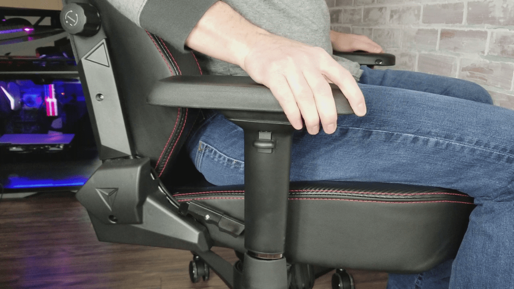 Secretlab Gaming Chair arm and backside 